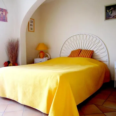 بيت للعطل Maison Avec Vue A Sainte-maxime, Piscine Partagee *