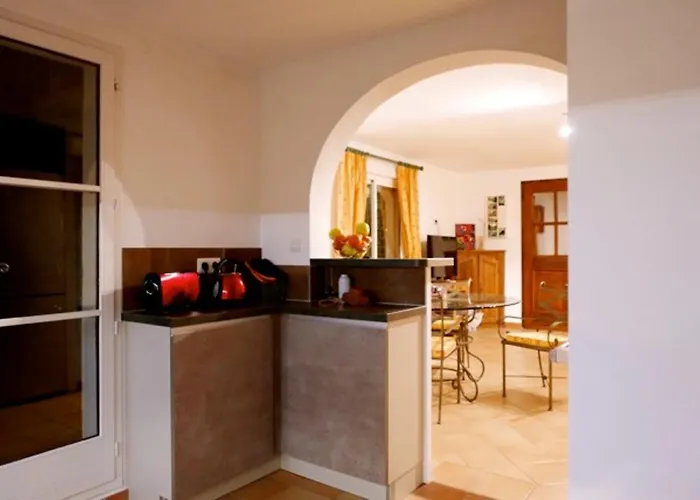 Maison Avec Vue A Sainte-maxime, Piscine Partagee Prázdninový dům *