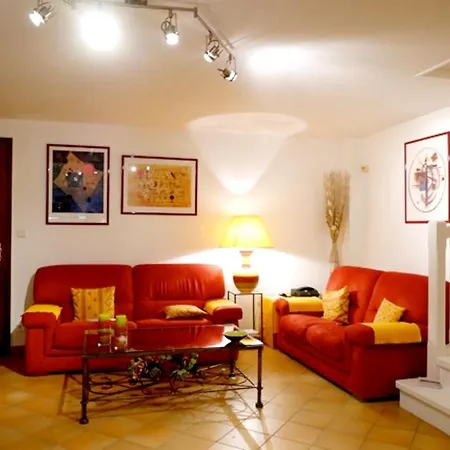 Maison Avec Vue A Sainte-maxime, Piscine Partagee بيت للعطل *