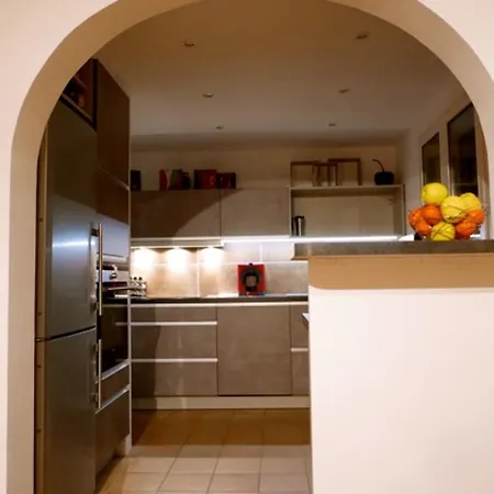 Tatil Evi Maison Avec Vue A Sainte-maxime, Piscine Partagee