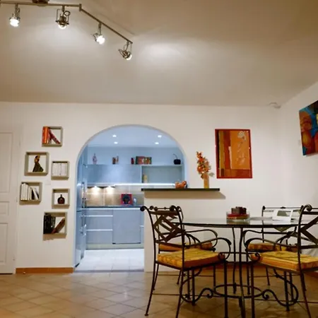 Maison Avec Vue A Sainte-maxime, Piscine Partagee * Sainte-Maxime