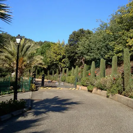 Maison Avec Vue A Sainte-maxime, Piscine Partagee Dom wakacyjny *